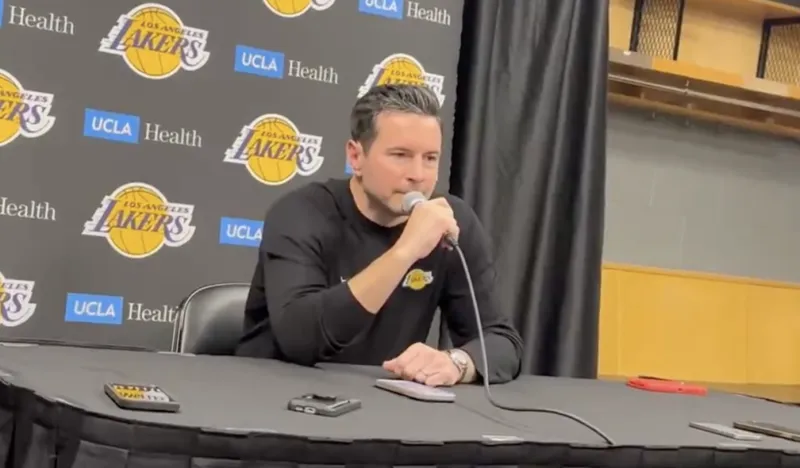 登录入口-雷迪克谈GOAT之争：很难比较不同时代的比赛，詹乔都很伟大